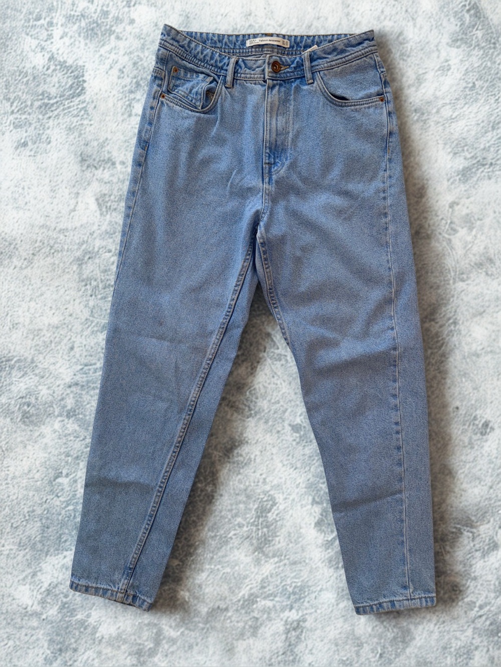 ZARA Trafaluc denimwear Classic High-Rise Light Blue Women’s Jeans - Size 4